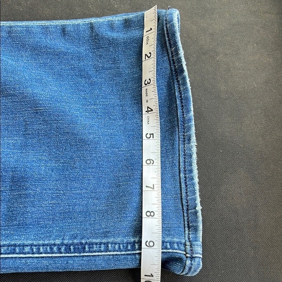 Athleta SculpTek Flare Cut Blue Jeans 16 - Picture 5 of 8